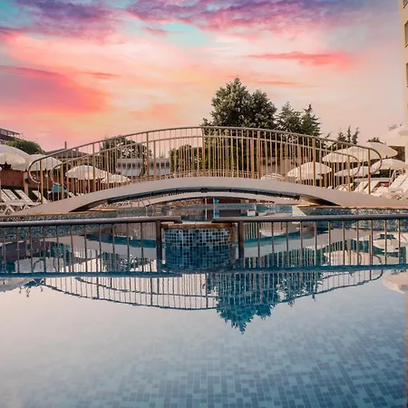 Aurora 3* 圣君士坦丁和海伦那