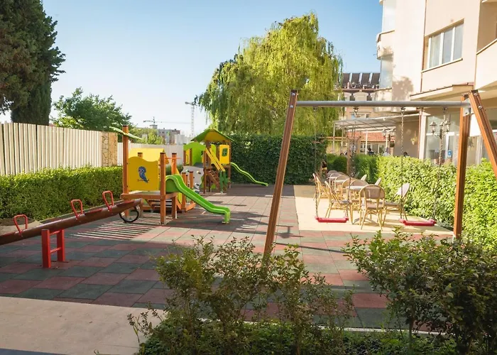 酒店 Aurora 圣君士坦丁和海伦那