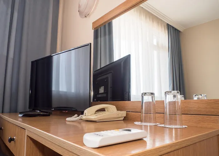 Aurora 酒店 圣君士坦丁和海伦那