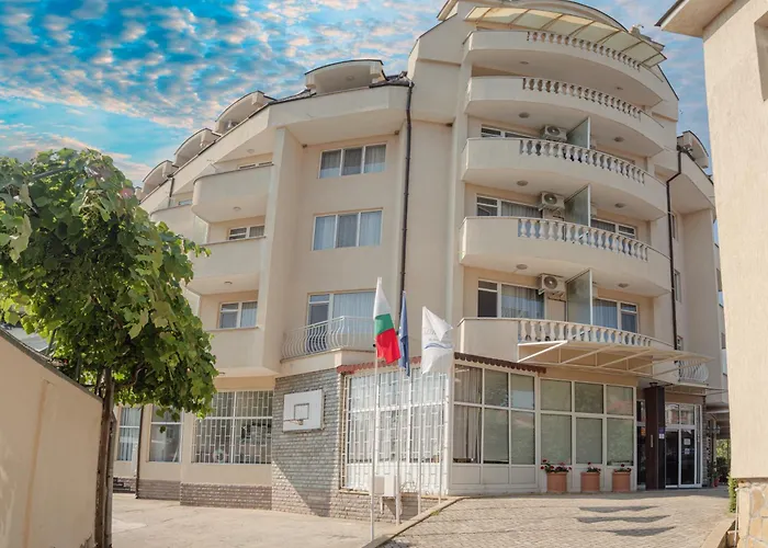 Aurora 酒店 圣君士坦丁和海伦那