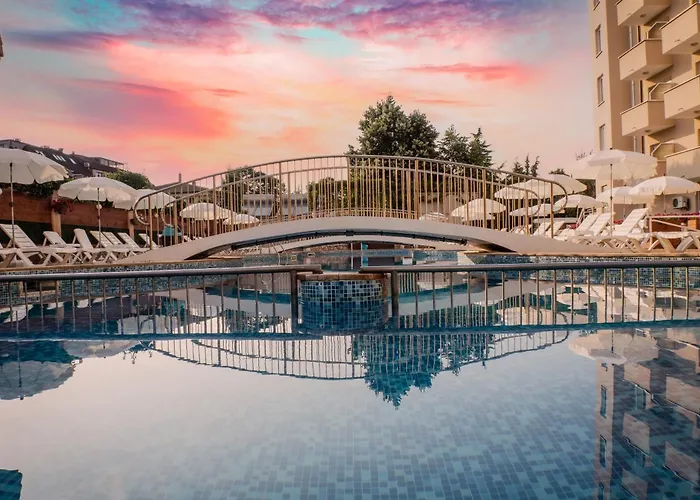 Aurora 3* 圣君士坦丁和海伦那