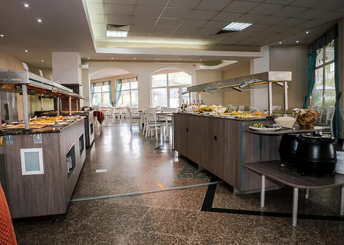 酒店 Aurora 圣君士坦丁和海伦那