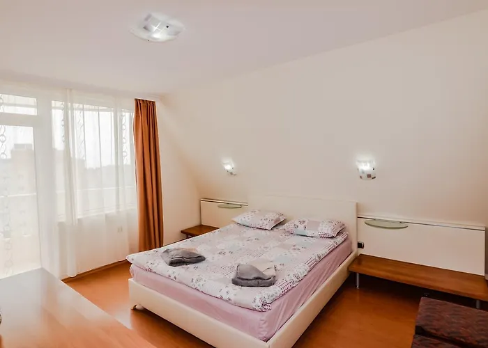 Aurora 3* 圣君士坦丁和海伦那