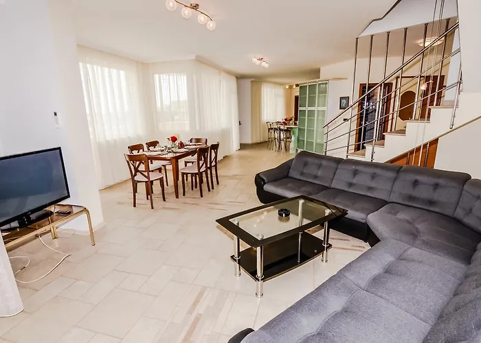 Aurora 3* 圣君士坦丁和海伦那