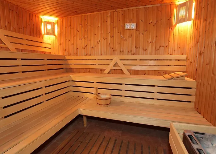 Aurora 酒店 圣君士坦丁和海伦那