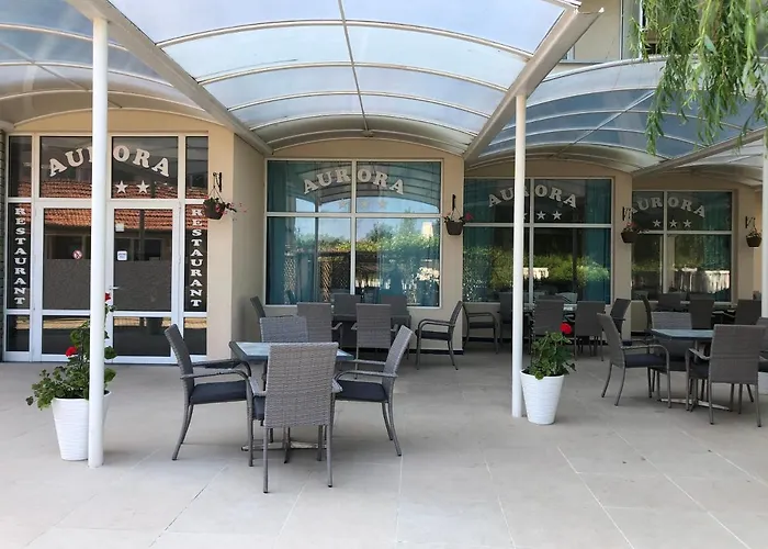 Aurora 酒店 圣君士坦丁和海伦那