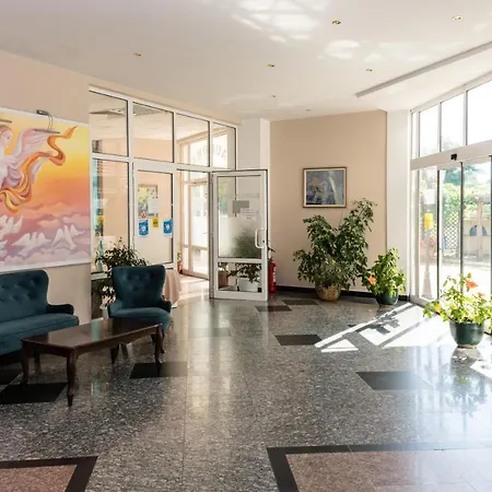 Aurora Otel Aziz Konstantin ve Elena