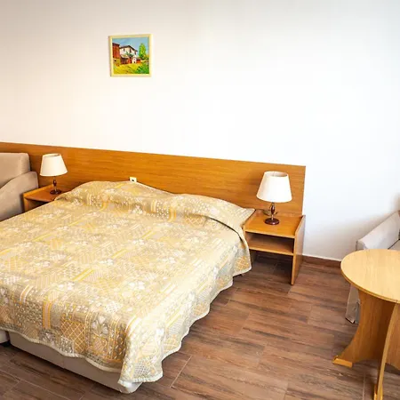 Aurora Otel Aziz Konstantin ve Elena