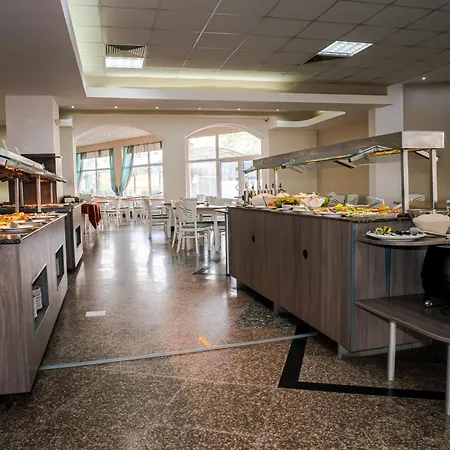 Hotell Aurora Saints Constantine and Helena