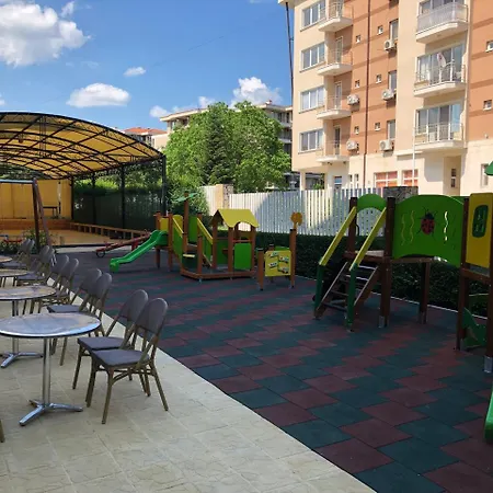 Aurora Hotel