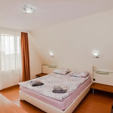 Aurora 3* Святі Костянтин і Олена