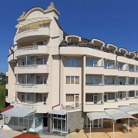 Aurora Otel 3*